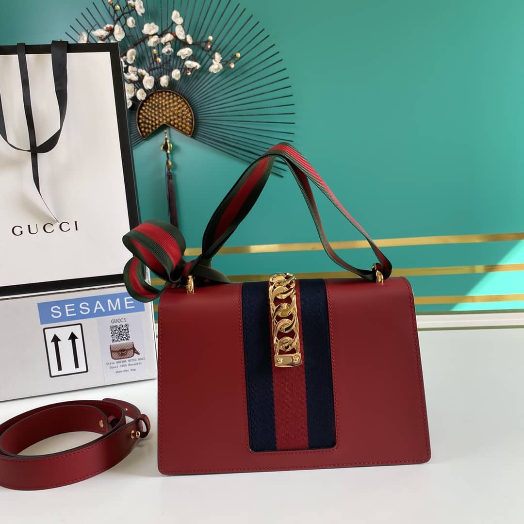 Gucci Sylvie Small Shoulder Bag Replica 421882