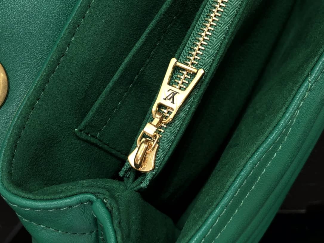 Louis Vuitton New Wave Chain Replica Bag H24 Green M58552