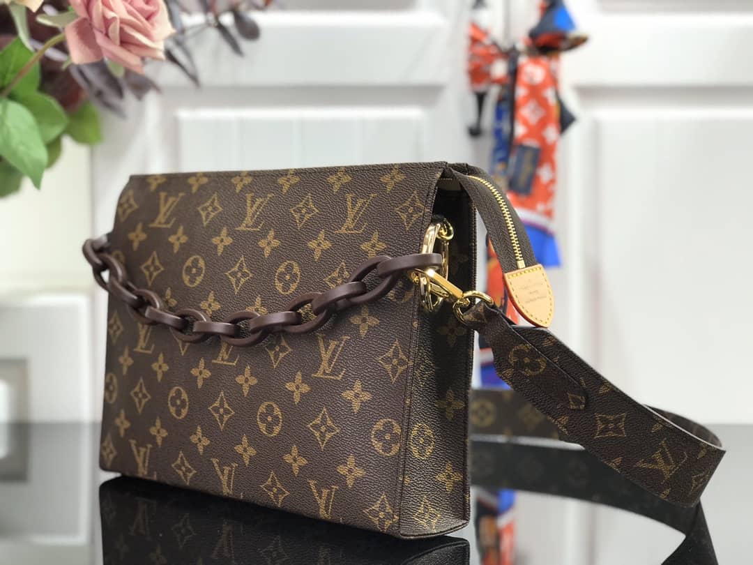 Louis Vuitton Toiletry Monogram Canvas Pouch Replica M47542