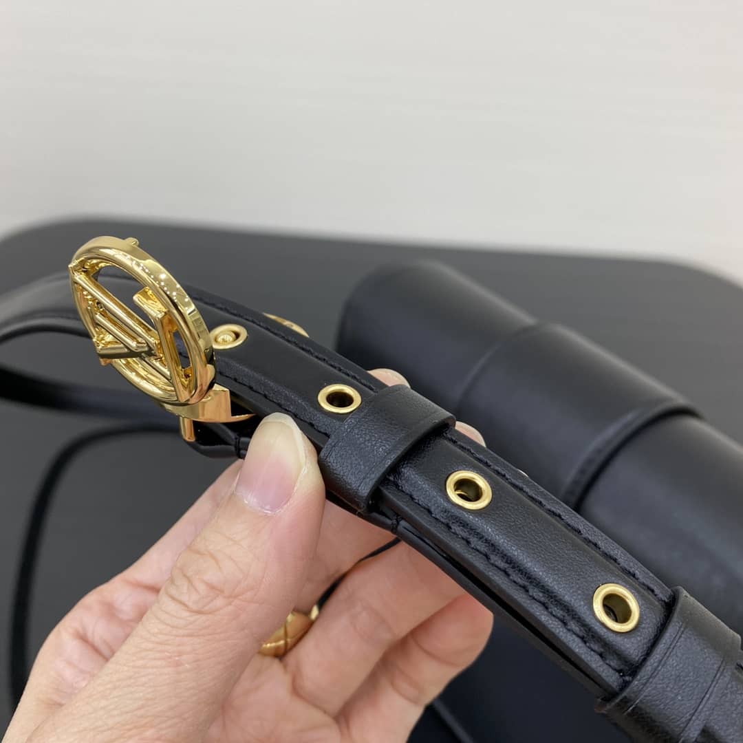 Louis Vuitton Pont 9 Leather Crossbody Bag M55948