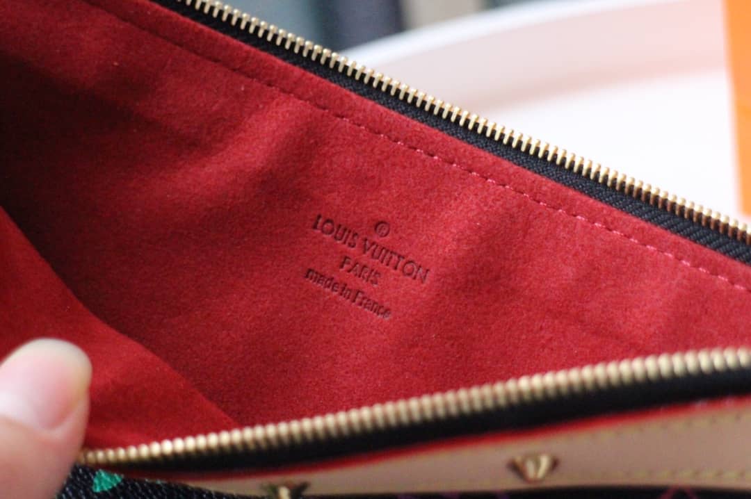 Louis Vuitton Pochette Dupe Monogram Multi  Accessoires Replica Pouch Black M92649