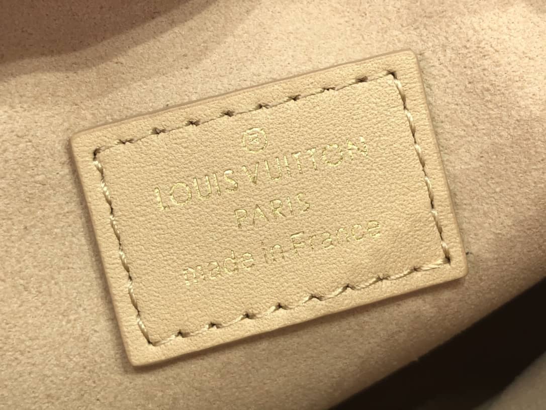 Louis Vuitton Pochette Troca Replica Shoulder Bag Beige M59046