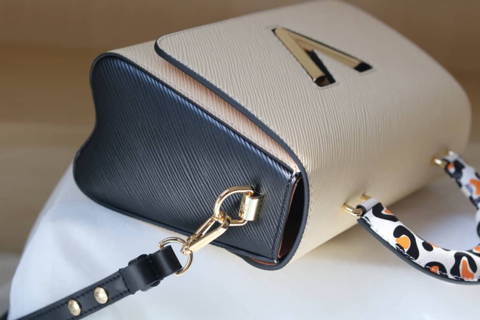 Louis Vuitton Twist Leopard Handle Bag Epi Leather PM M50362 Replica Shoulder Bag
