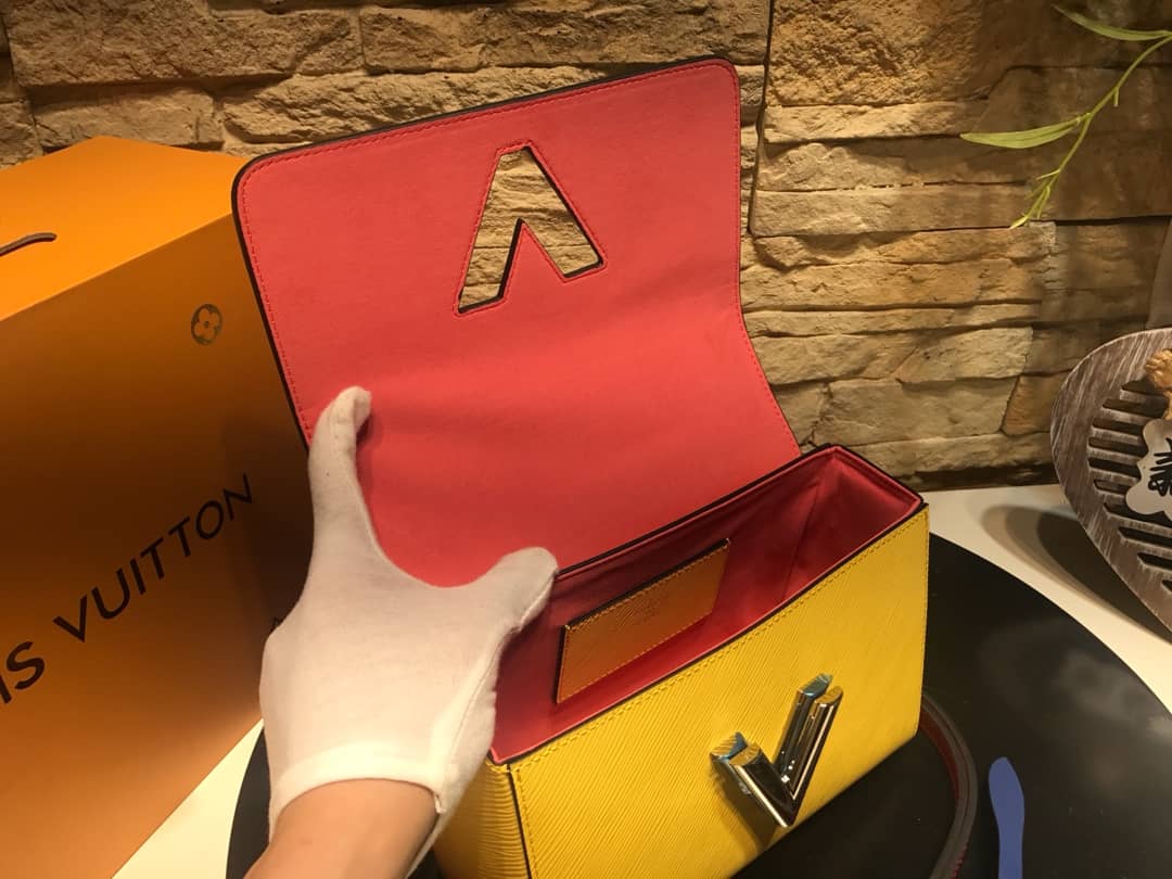 Louis Vuitton Twist MM Bag Yellow M50296 Replica