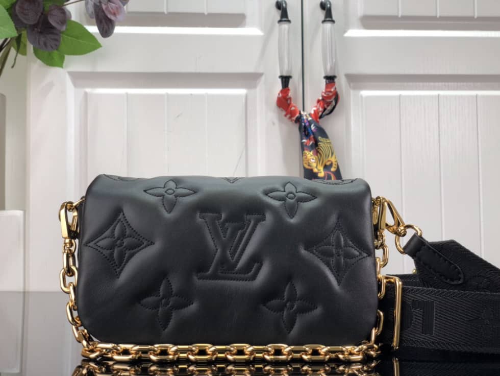 Louis Vuitton Wallet On Strap Bubblegram Black M81399 Replica