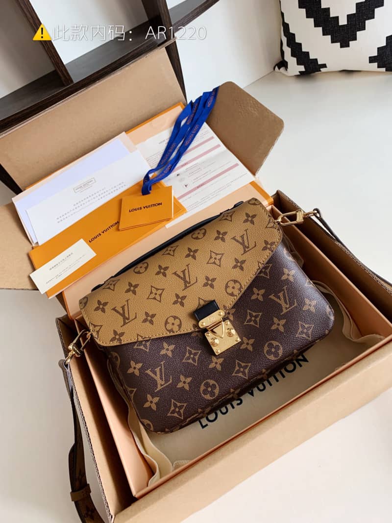 Best Replica Louis Vuitton Pochette Metis Small Leather Crossbody Bag Replica M44876(ColaReps)