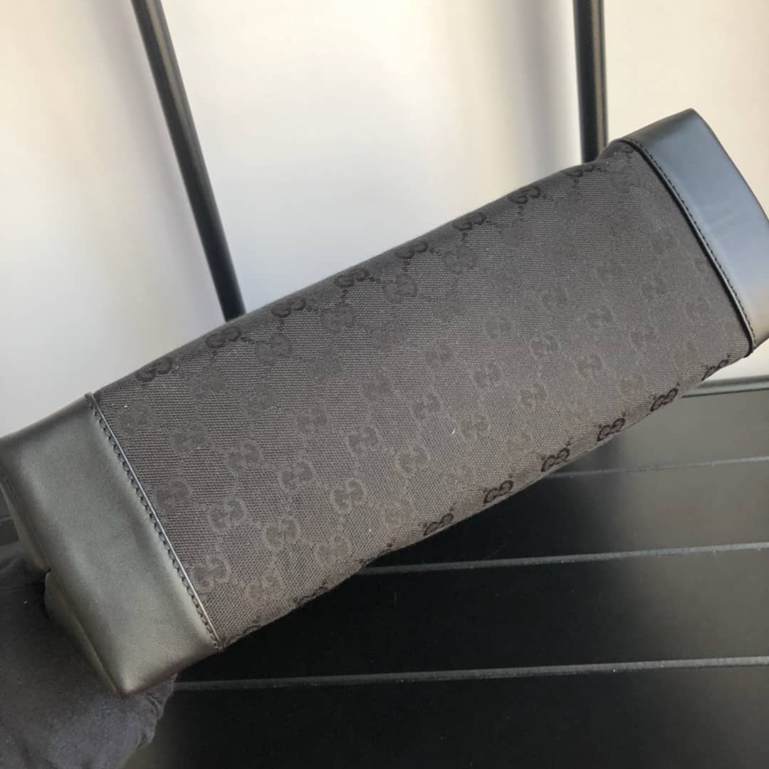 Gucci GG Canvas Shoulder Bag Replica Black 308930