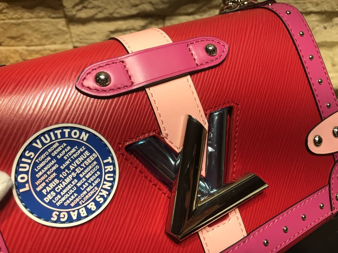Louis Vuitton Twist MM Bag Red M50296 Replica