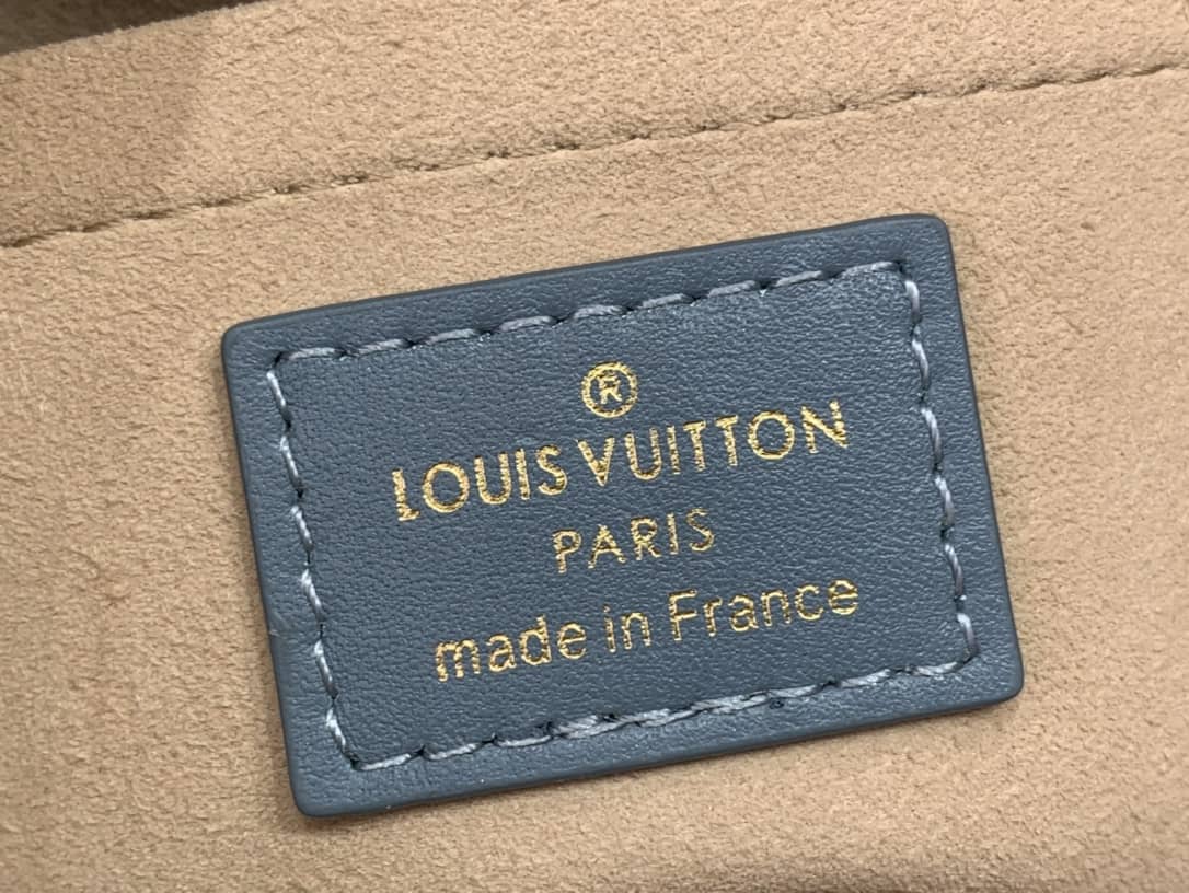 Louis Vuitton Damier Quilt Lambskin Troca MM H27 Replica Bag Blue M59114