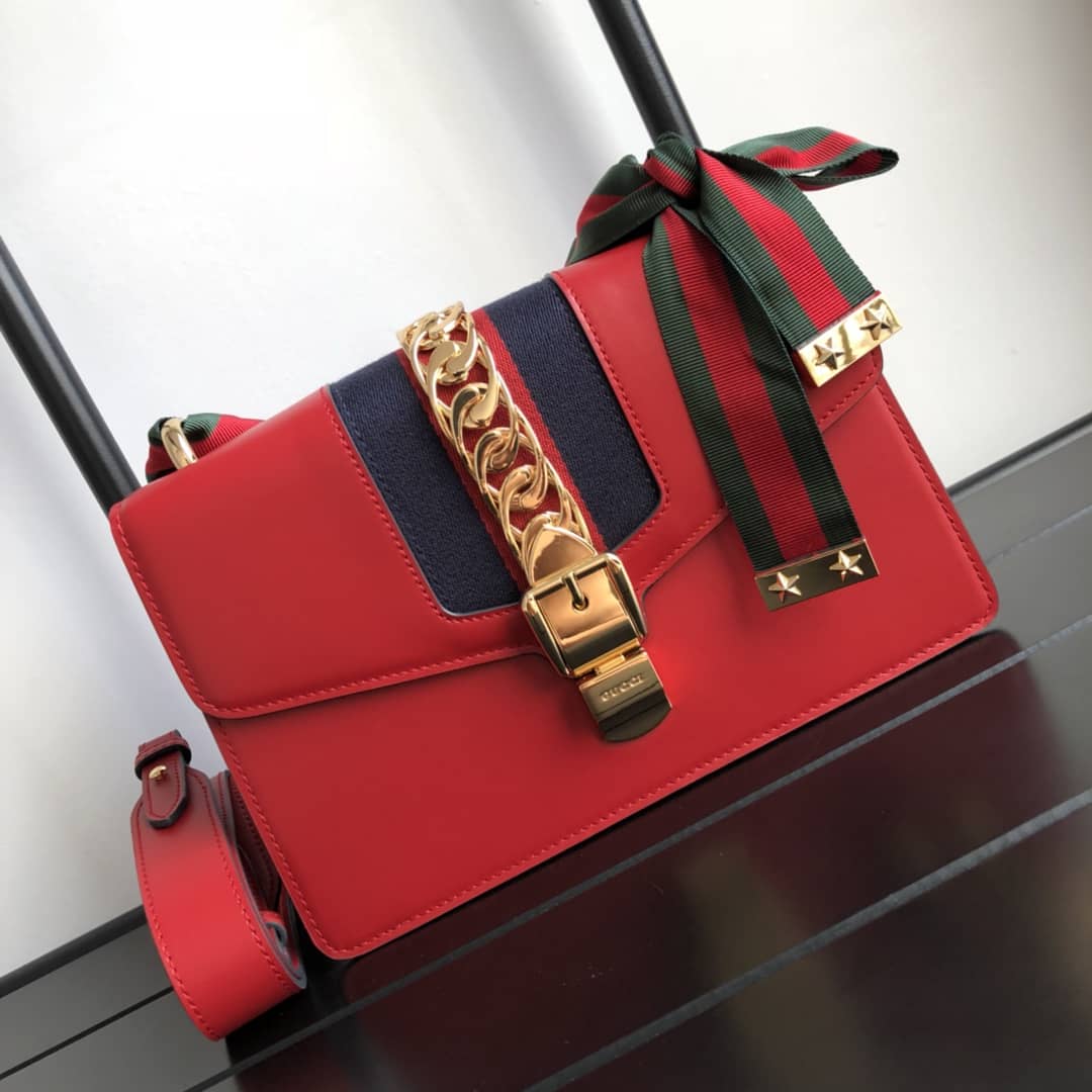Gucci Sylvie Small Leather Shoulder Bag Replica Red 421882
