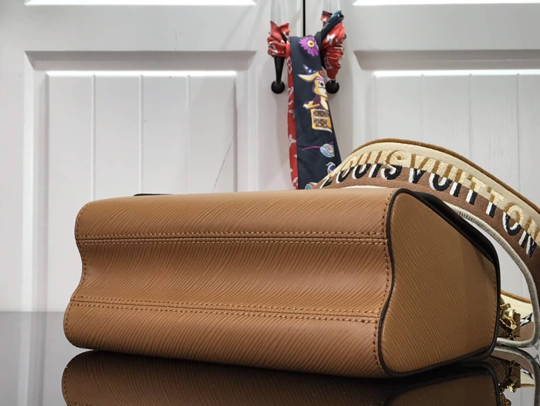 Louis Vuitton Twist MM Golden Lock Handle Epi Leather Replica Crossbody Bag M57506