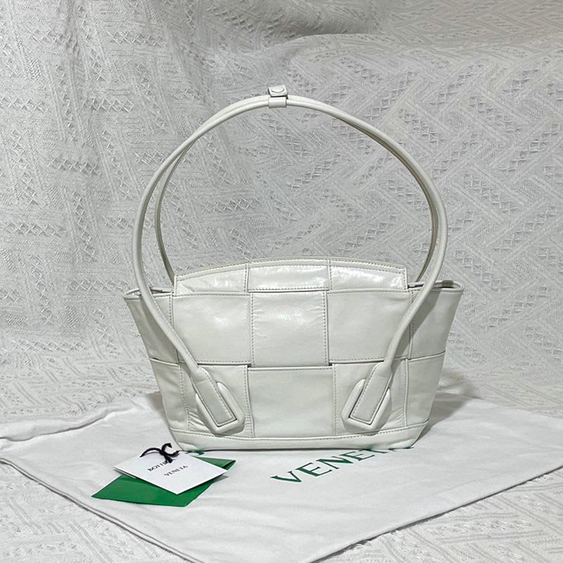 Bottega Veneta Dupe Bag 2108SF0087