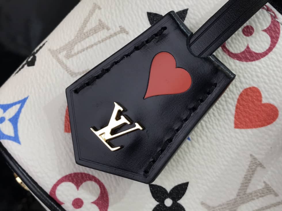 Louis Vuitton Game On Vanity PM M57482 Replica