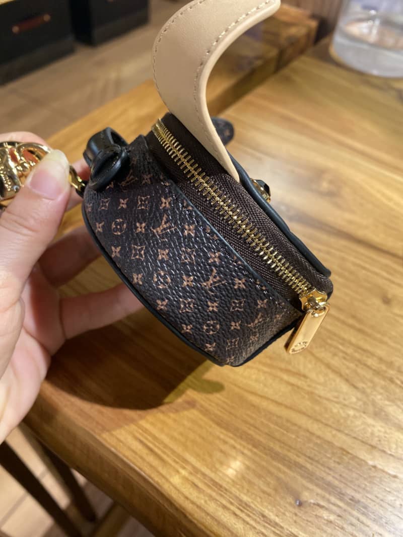 LV Bag Charm Dupe Puppy Supple Key Holder Hat Box  M80254(ColaReps)