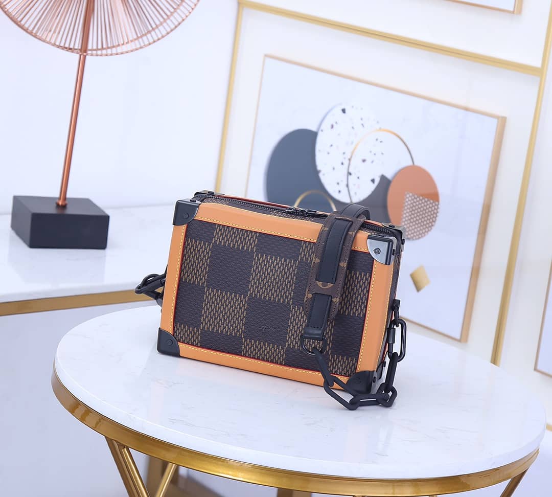 Louis Vuitton Nigo Soft Trunk Damier Monogram Replica Shoulder Bag N40381