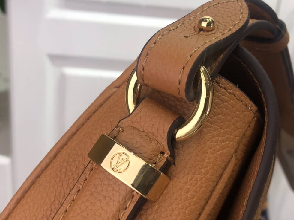 Louis Vuitton Pont 9 Soft MM Grained Calfskin Brown M58967 Replica Crossbody Bag