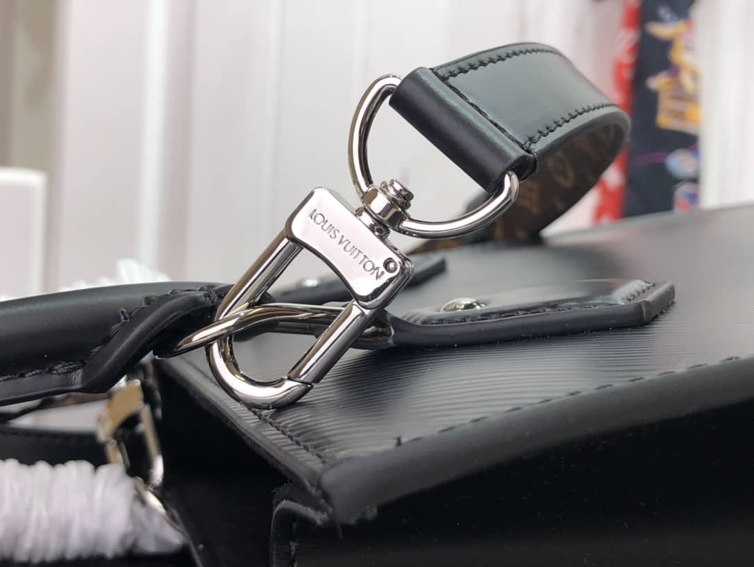 Louis Vuitton Sac Plat BB Shoulder Bag Replica Black M58660