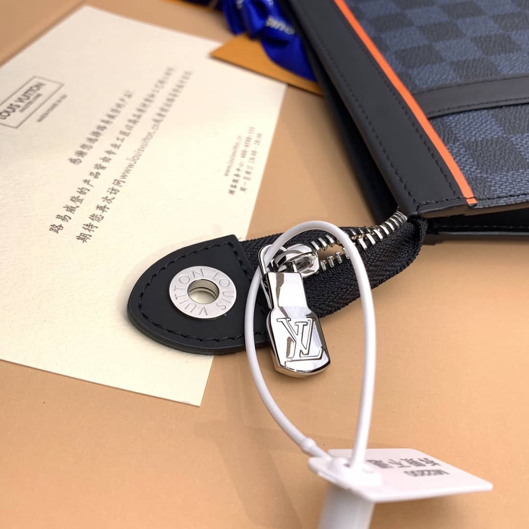 Best Replica Louis Vuitton Replica Pochette MM Voyage Bag N60241(ColaReps)