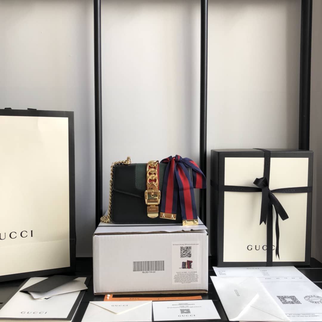 Gucci Sylvie Leather Mini Chain Shoulder Bag Replica Black 431666