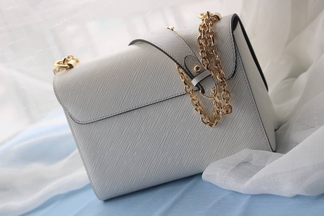 Louis Vuitton Twist Epi Handbag Replica