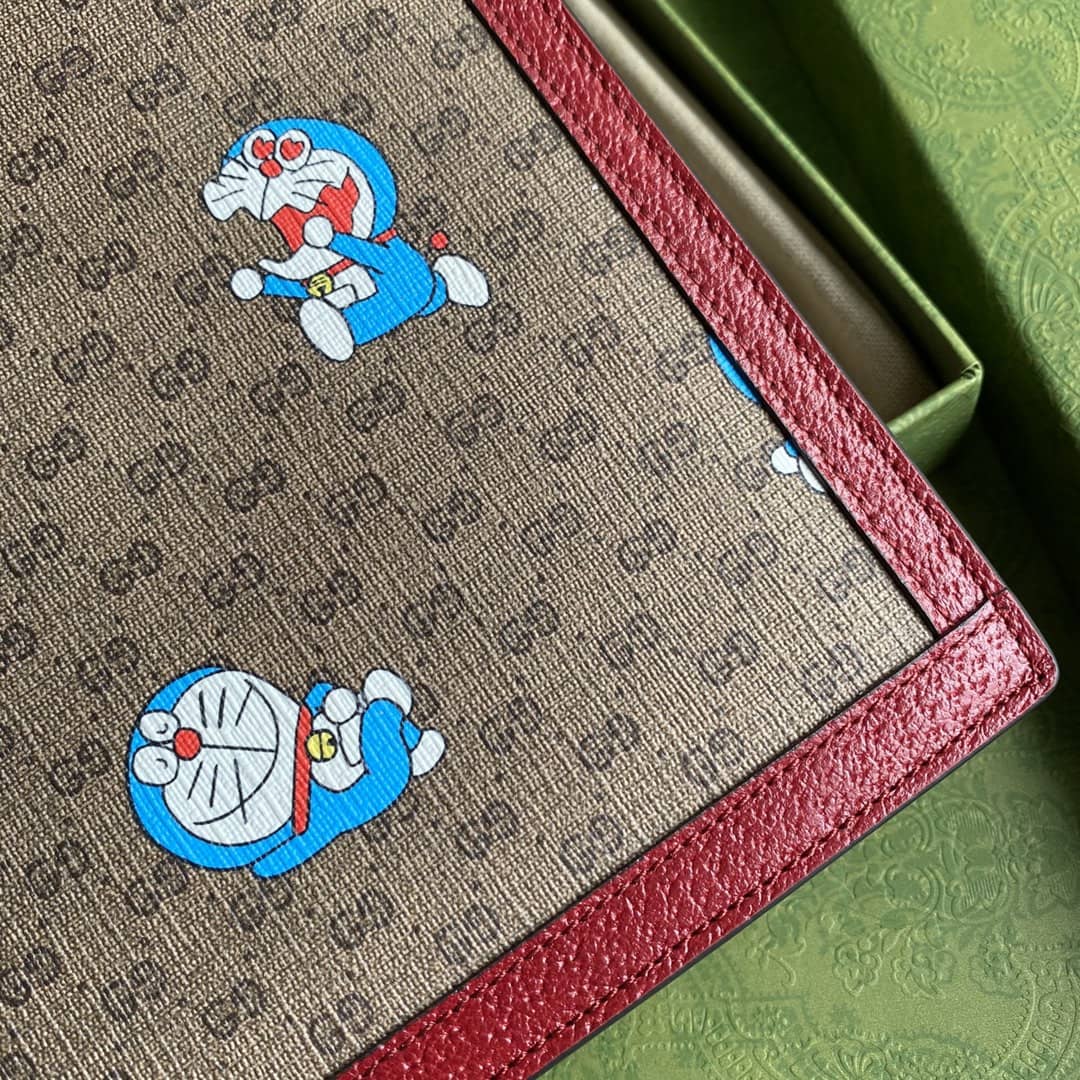 Gucci Doraemon x Gucci Pouch Clutch Replica  647804