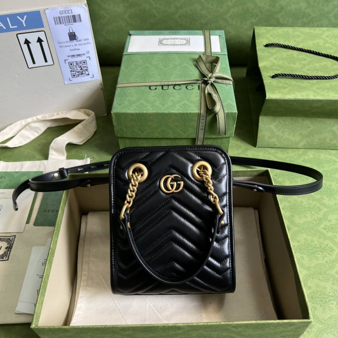 Gucci GG Marmont Matelassé Mini Crossbody Bag 696123 Replica