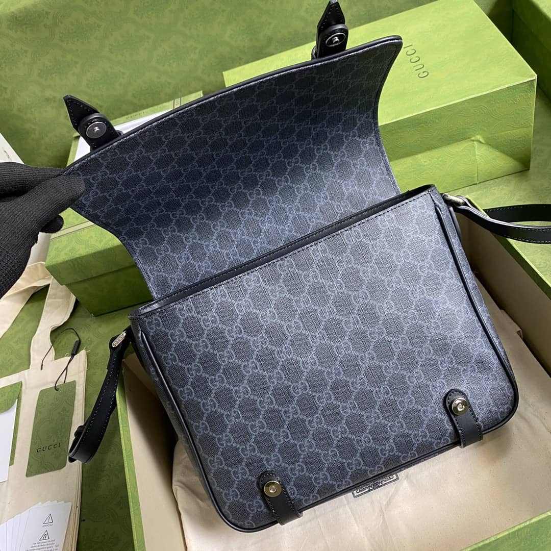 Gucci Mens GG Supreme Canvas Messenger Bag Black Replica 658542
