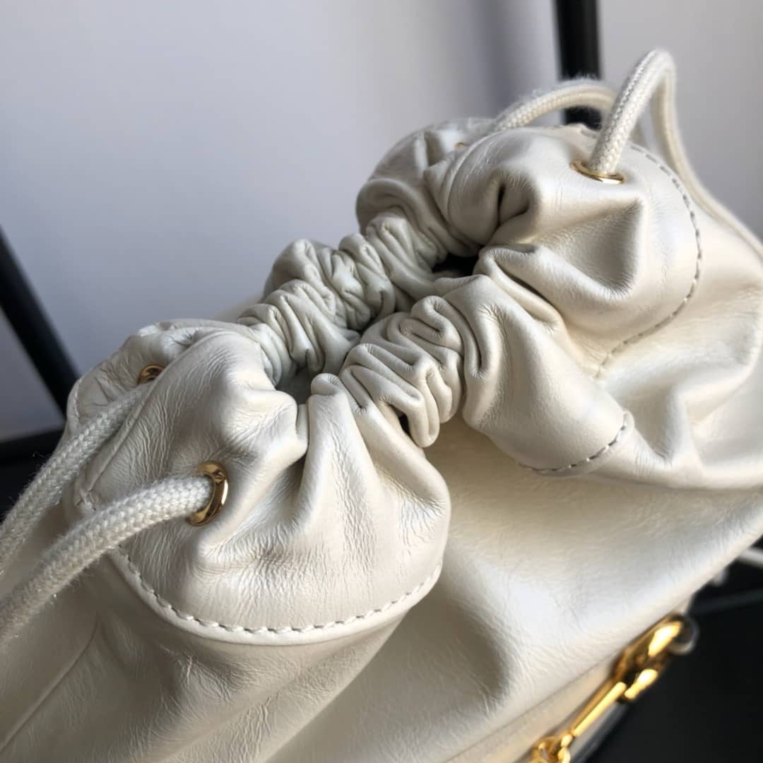 Gucci 1955 Horsebit Shoulder Bucket Bag Replica White 602118