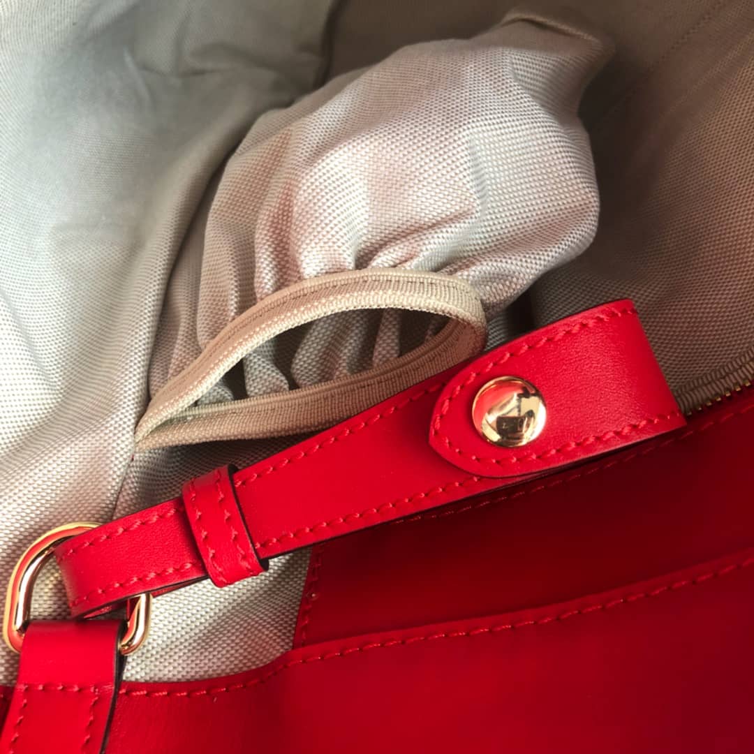 Gucci Soft GG Supreme Baby Changing Bag Replica Red 457356