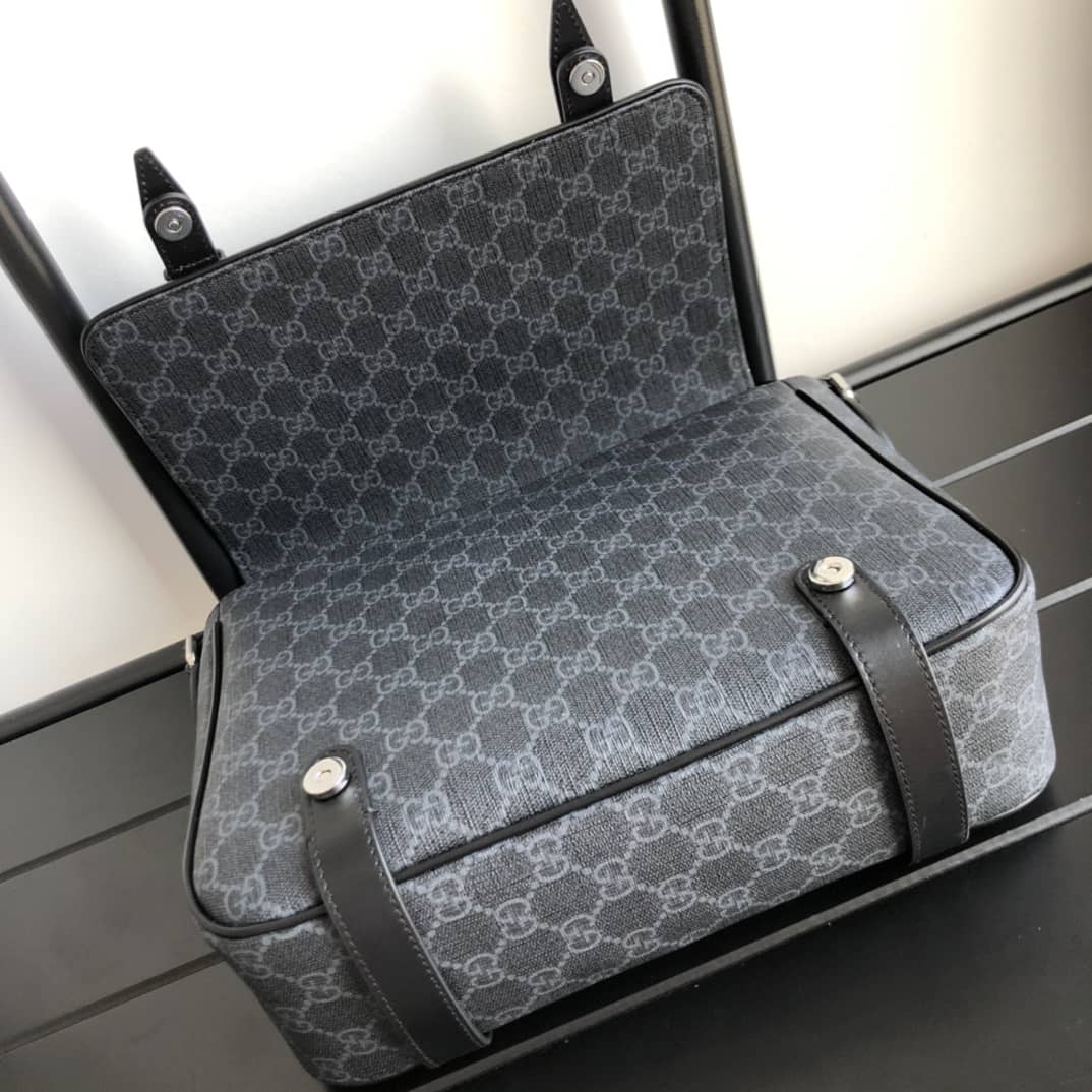 Gucci GG Supreme Canvas Messenger Bag Replica Black 658542