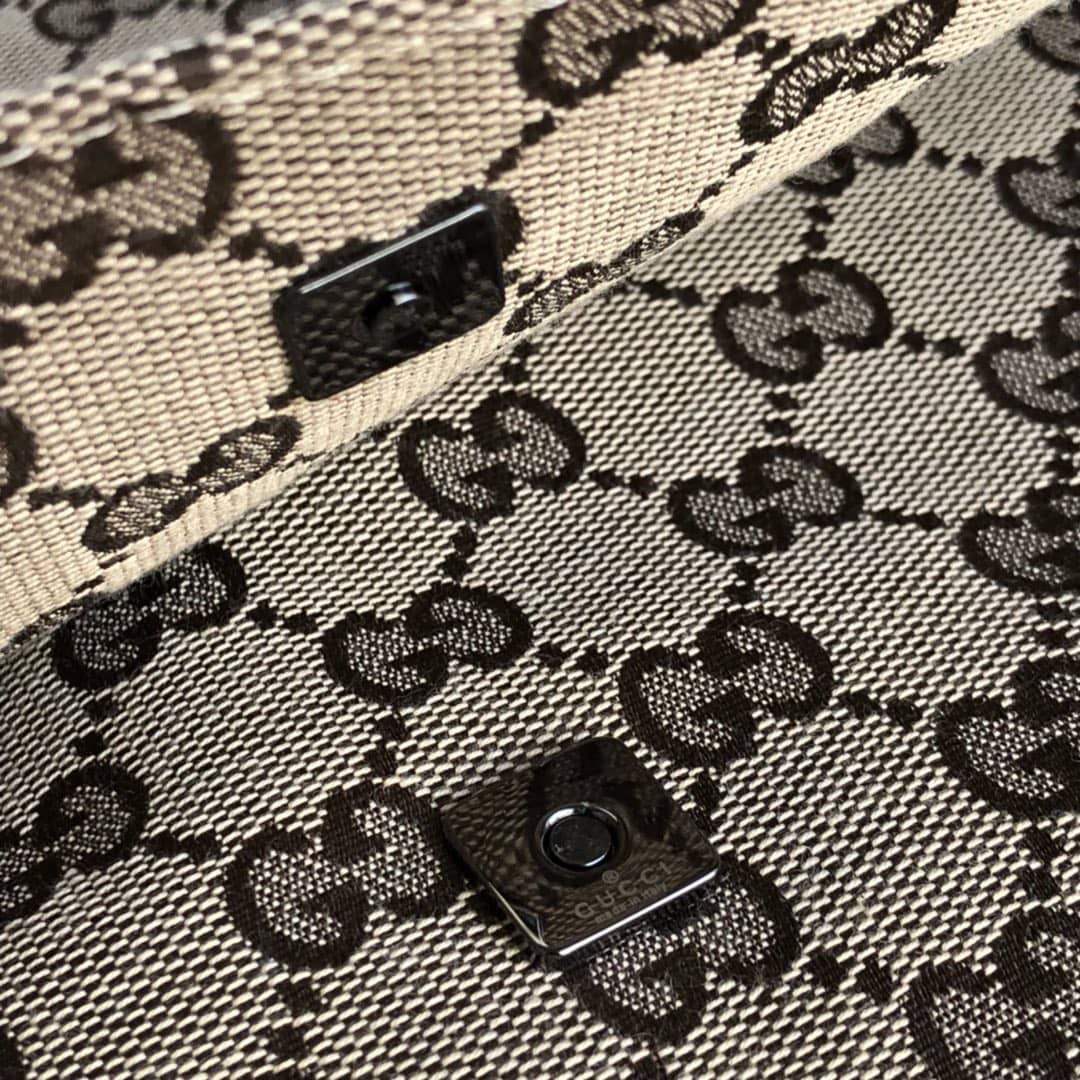 Gucci GG Canvas Messenger Bag Replica Brown 146236