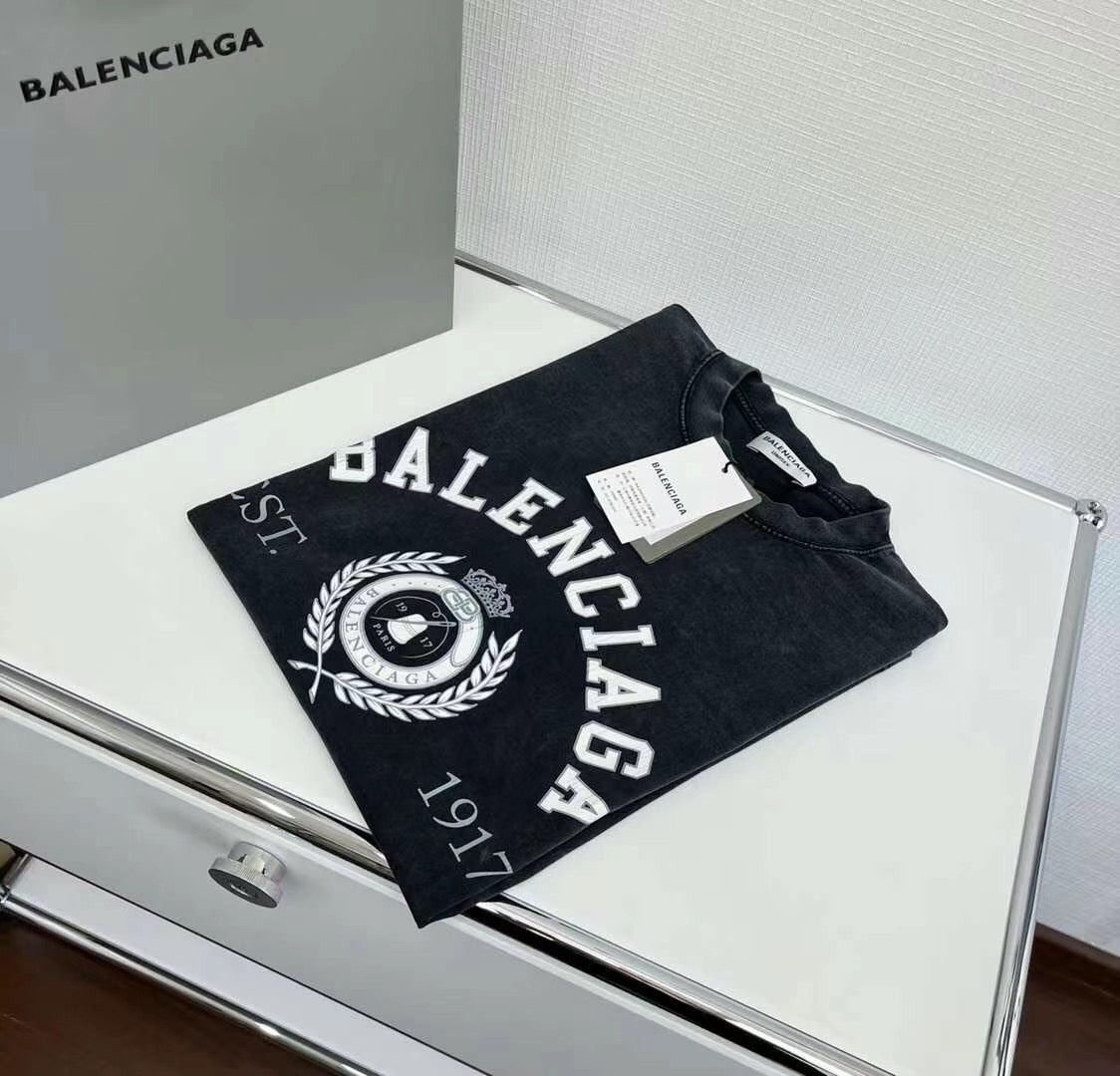 Balenciaga T-shirt