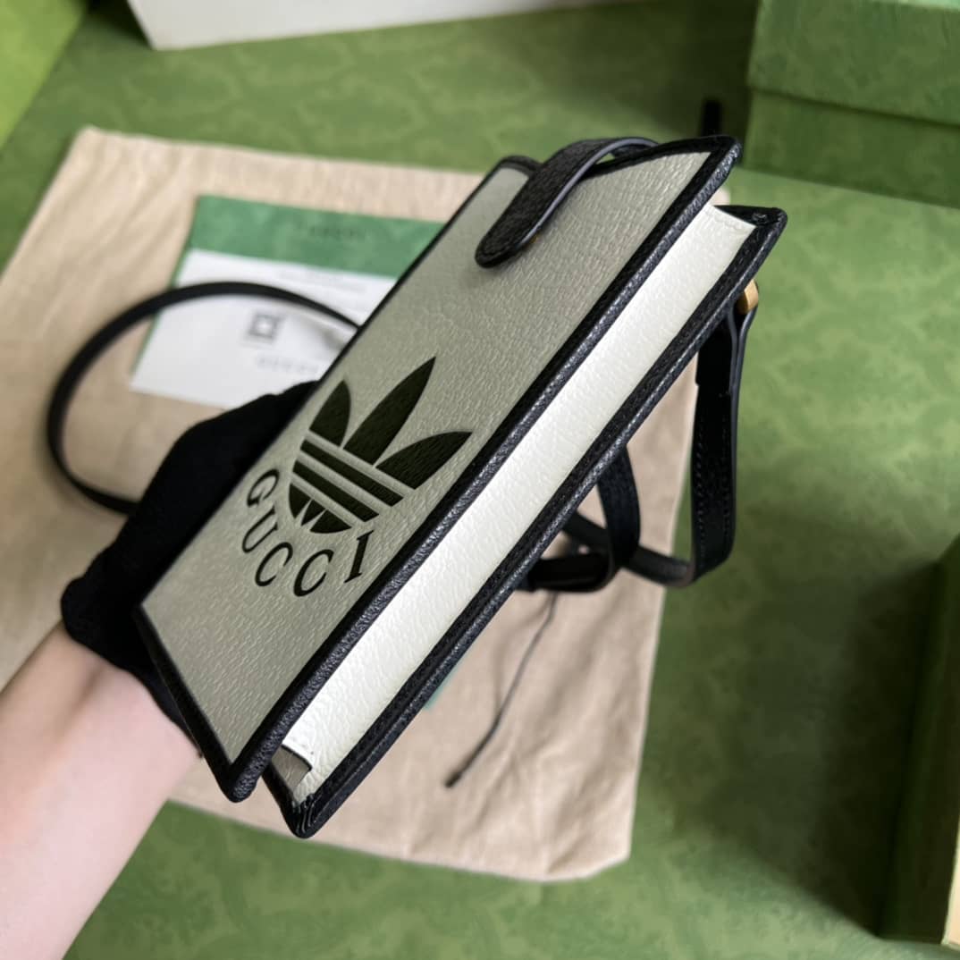 Gucci x Adidas Smartphone Case 702203 Replica Crossbody Bag