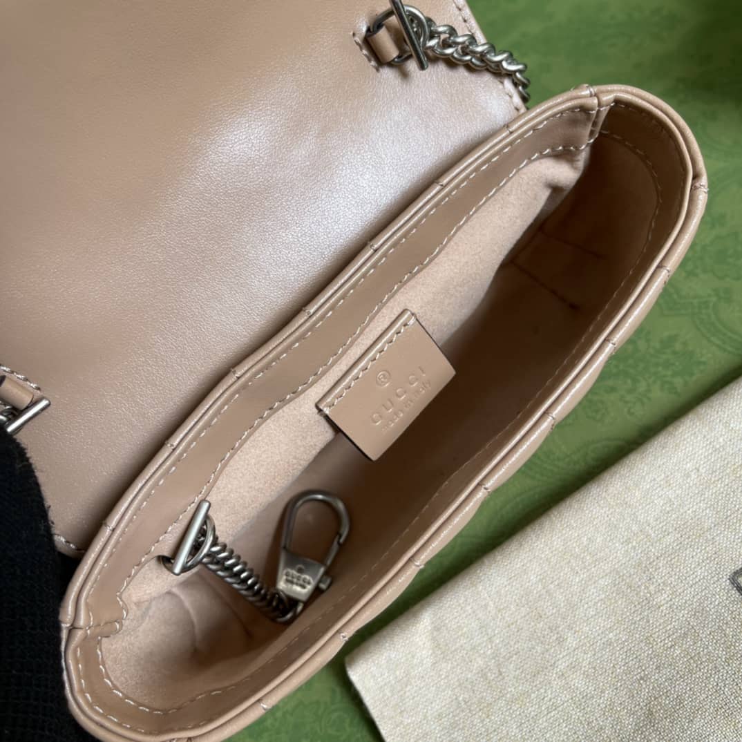 Gucci GG Marmont Matelassé Mini Crossbody Bag Replica 476433