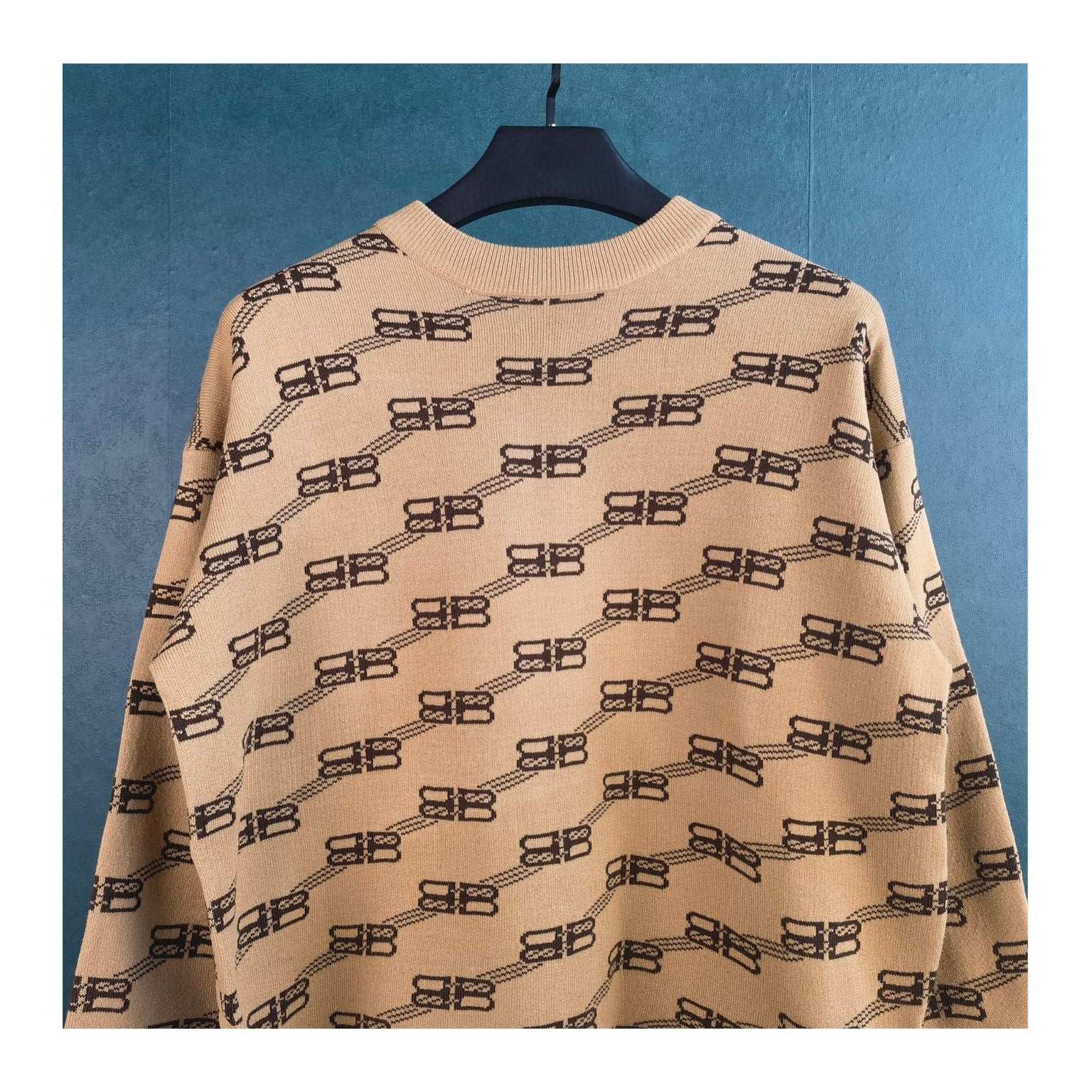 Balenciaga Sweatshirt