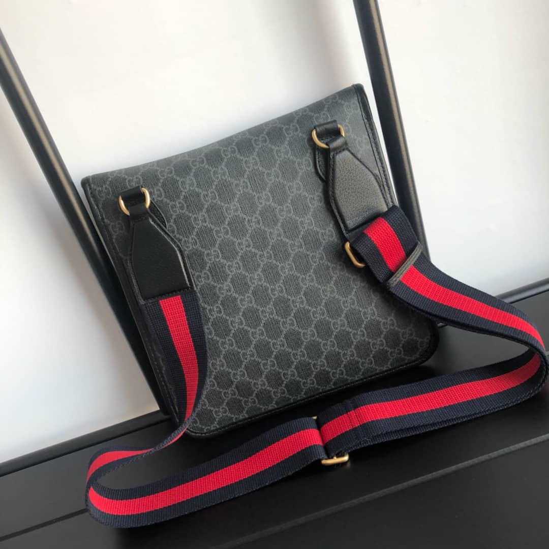 Gucci GG Supreme Medium Messenger Bag Replica Black 598604