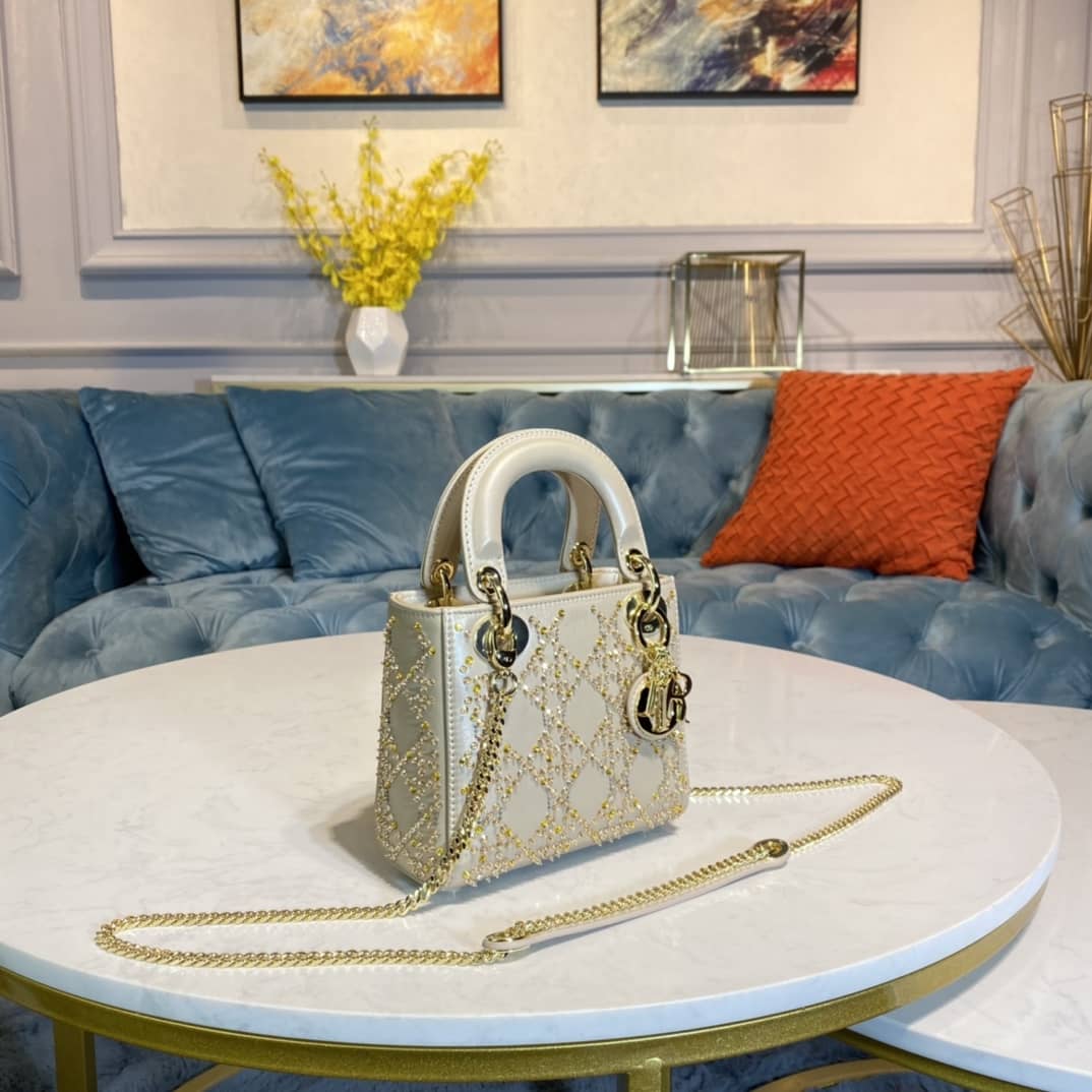 Christian Dior Lady Dior 17CM Replica Bag
