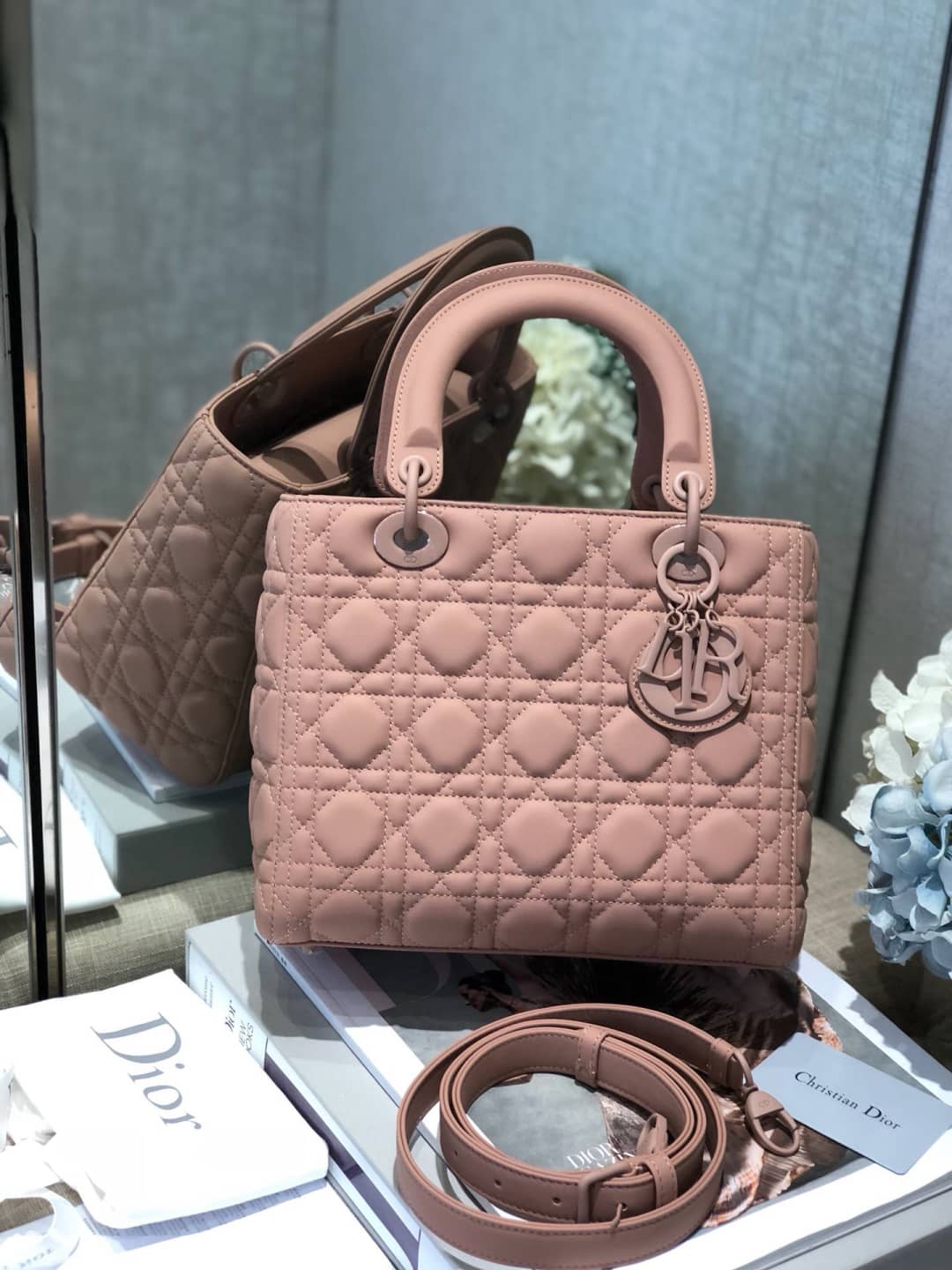 Christian Dior Lady Dior 24CM Replica Bag