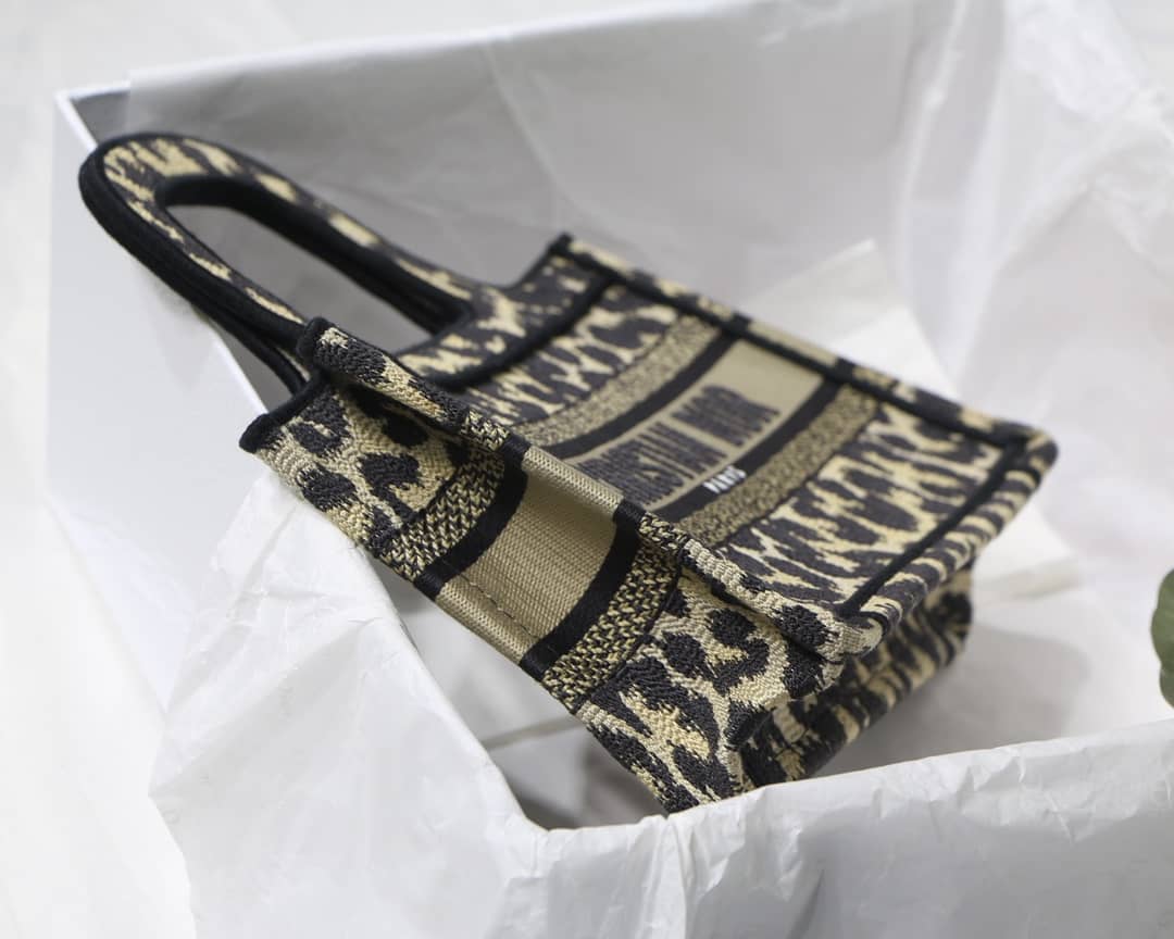 Christian Dior CD Book Embroidery Replica Tote