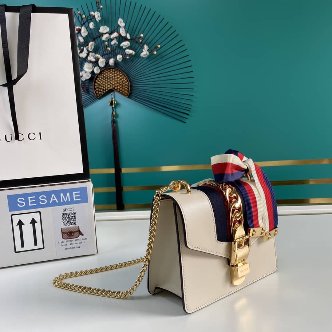 Gucci Sylvie Mini Chain Shoulder Bag Replica 431666