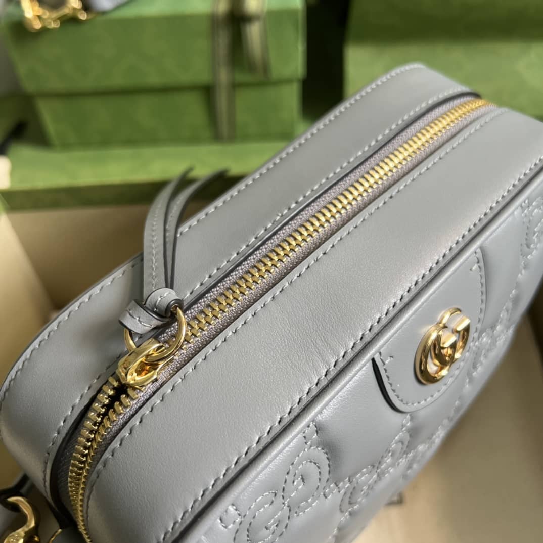 Gucci GG Matelassé Leather Shoulder Crossbody Handbag 702234 Replica