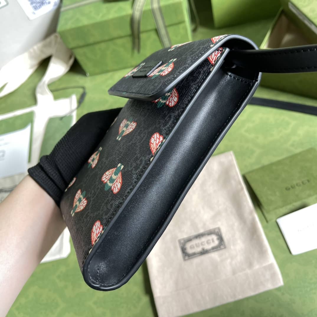 Gucci Scarab Logo Print Phone Bag Replica 673016