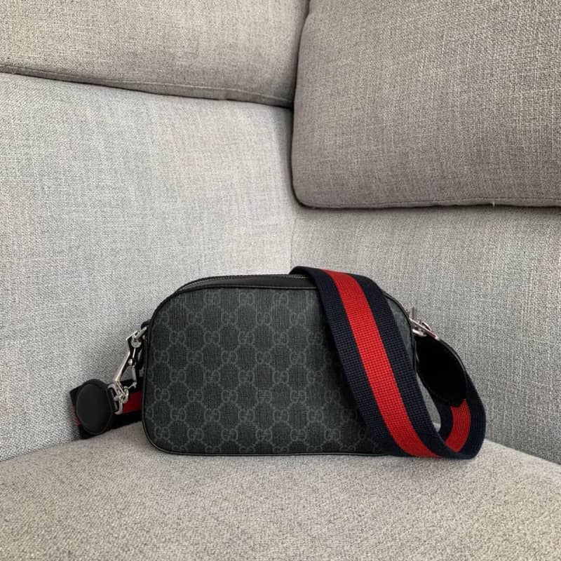 Gucci Supreme Canvas Camera Bag Replica Black 574886