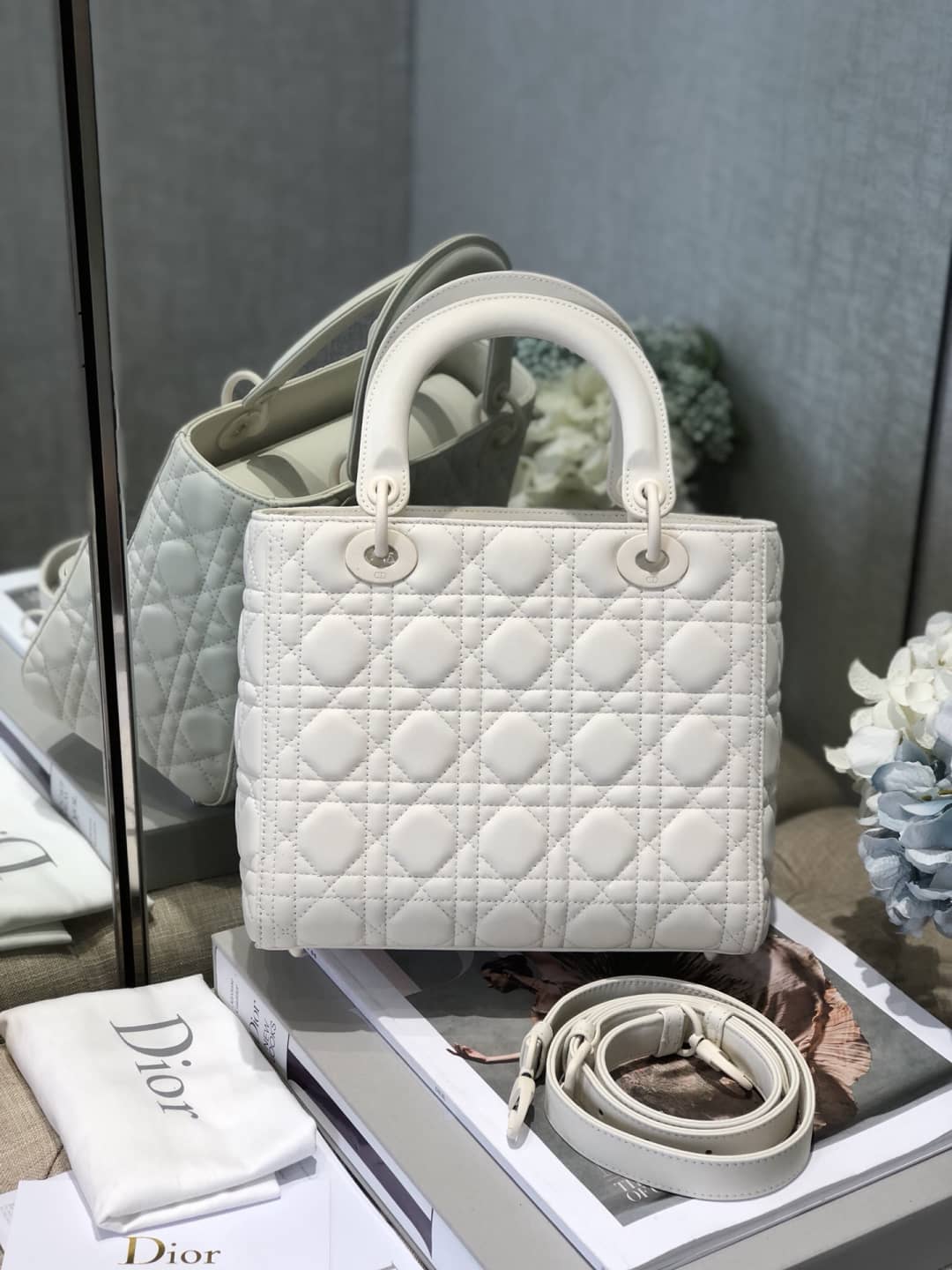 Christian Dior Lady Dior 24CM Replica Bag