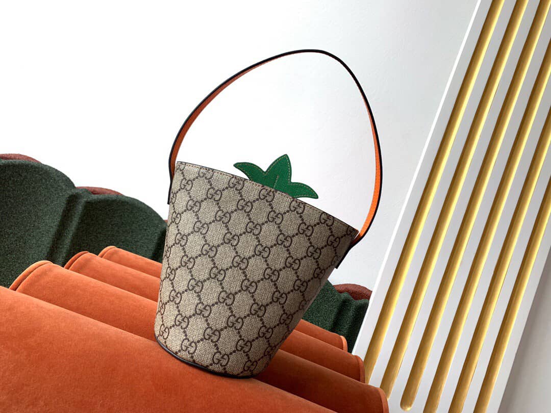 Gucci Children GG Bucket Bag With Pineapple Replica 580850