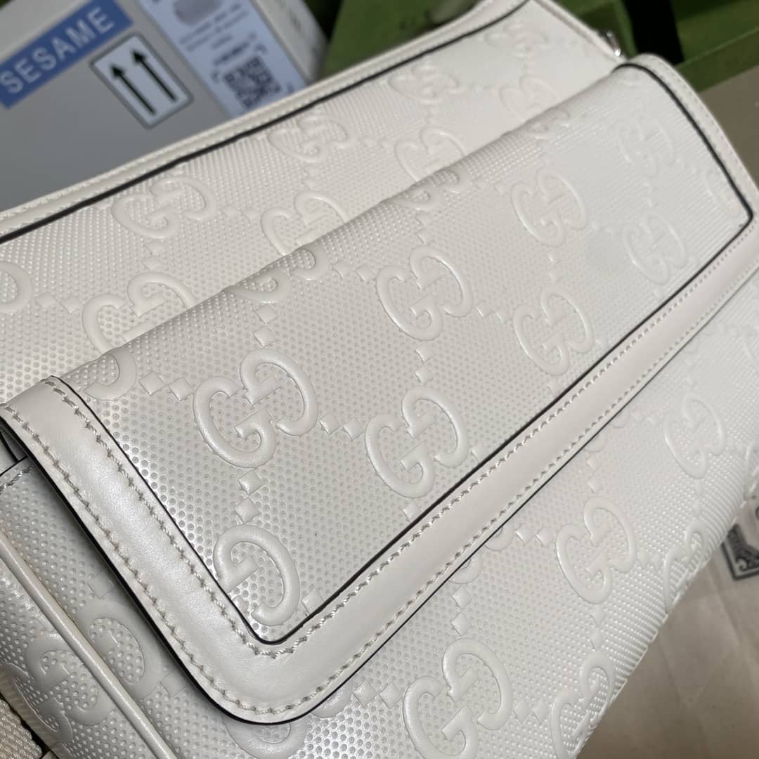 Gucci Mens GG Embossed Messenger Bag Replica Black 658565