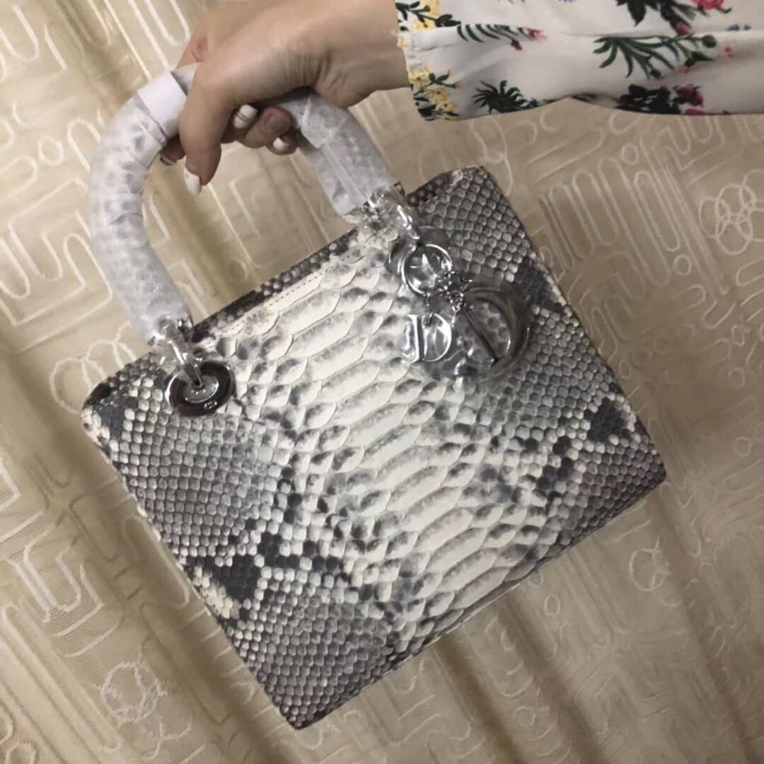 Christian Dior Lady Dior 24CM Replica Bag