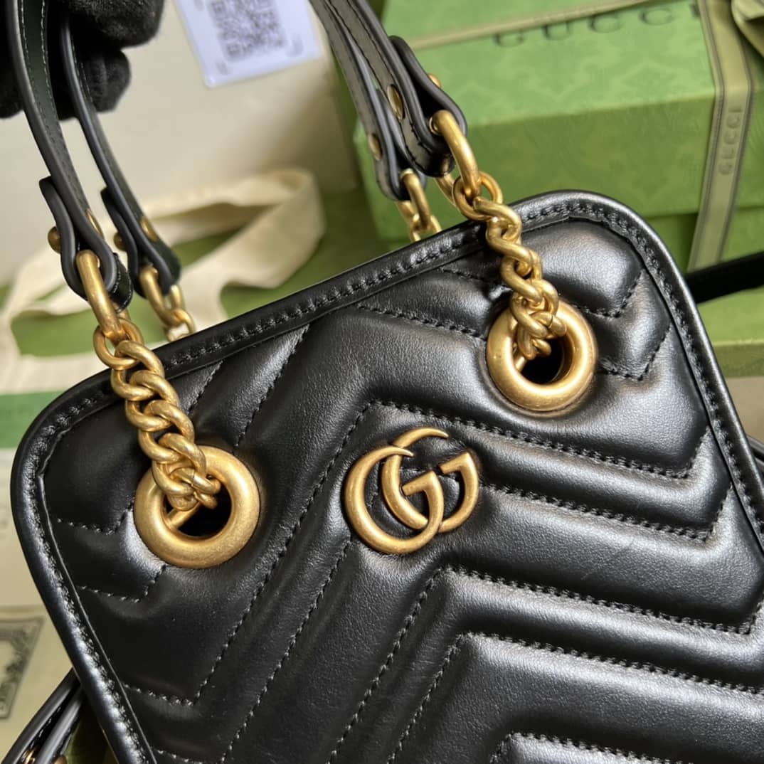 Gucci GG Marmont Matelassé Mini Crossbody Bag 696123 Replica