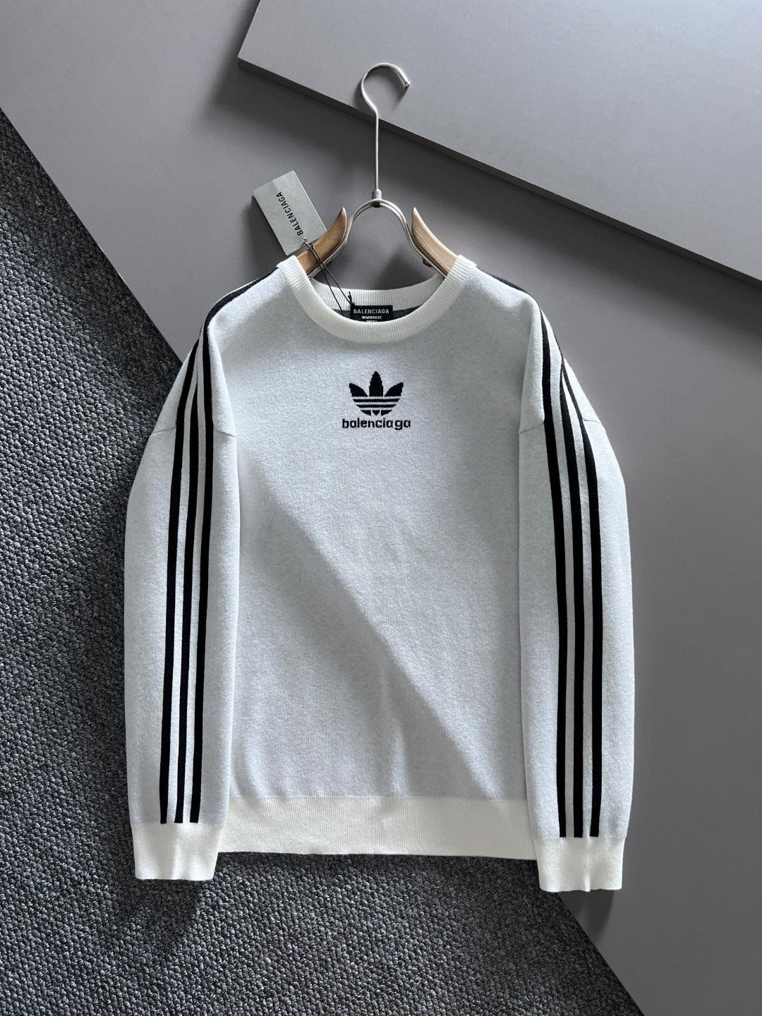 Balenciaga Sweatshirt