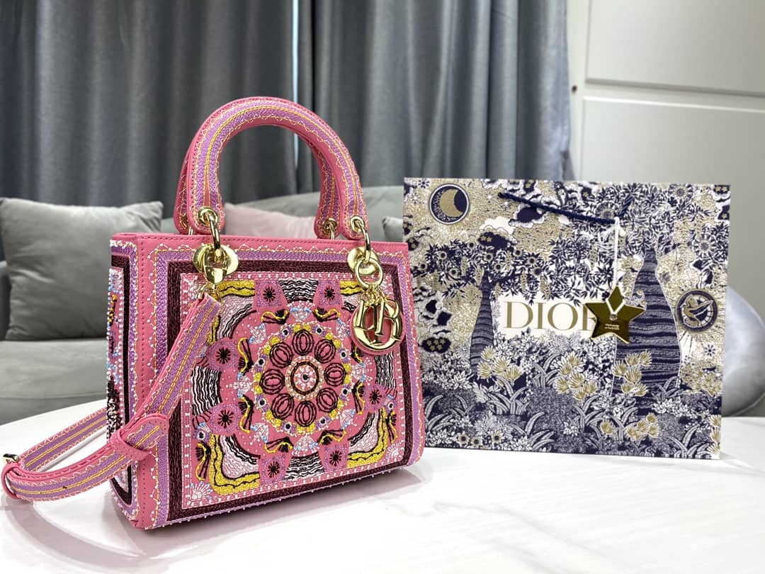 Christian Dior Lady Dior 24CM Replica Bag